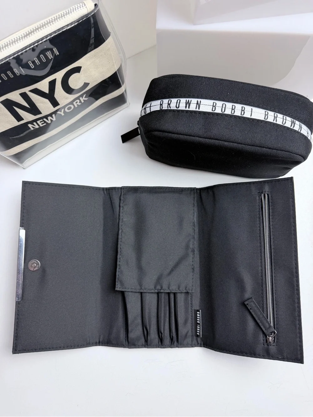 Bobbi Brown new without